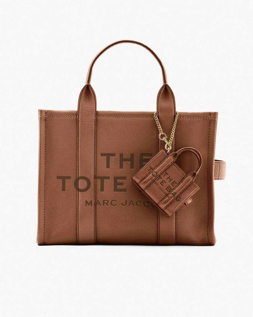 de nano tote bag charm