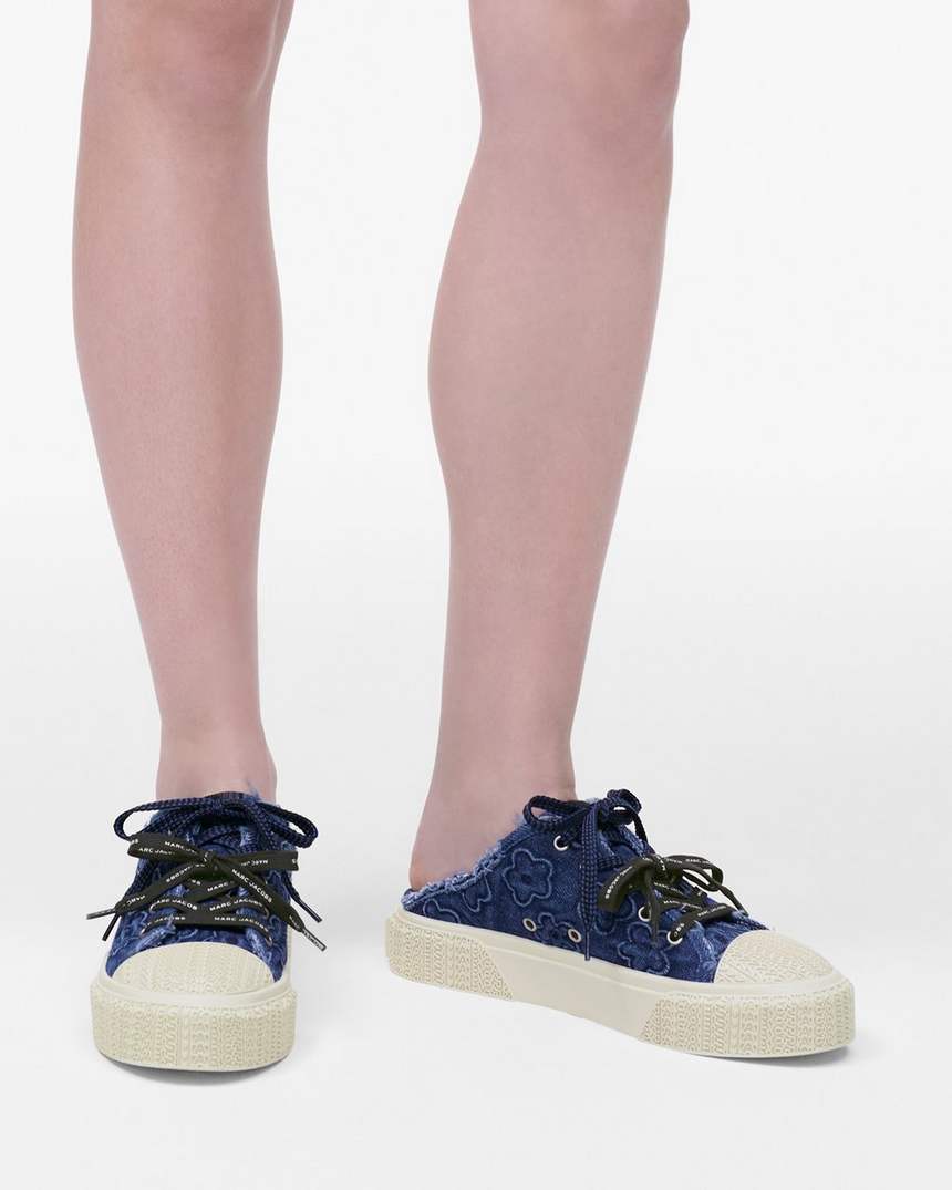 de puffy daisy denim sneaker mule