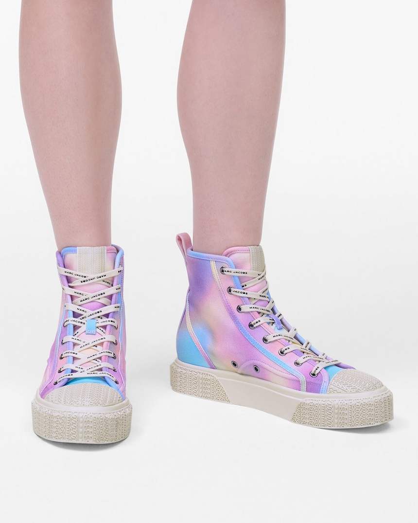 de airbrush canvas sneaker