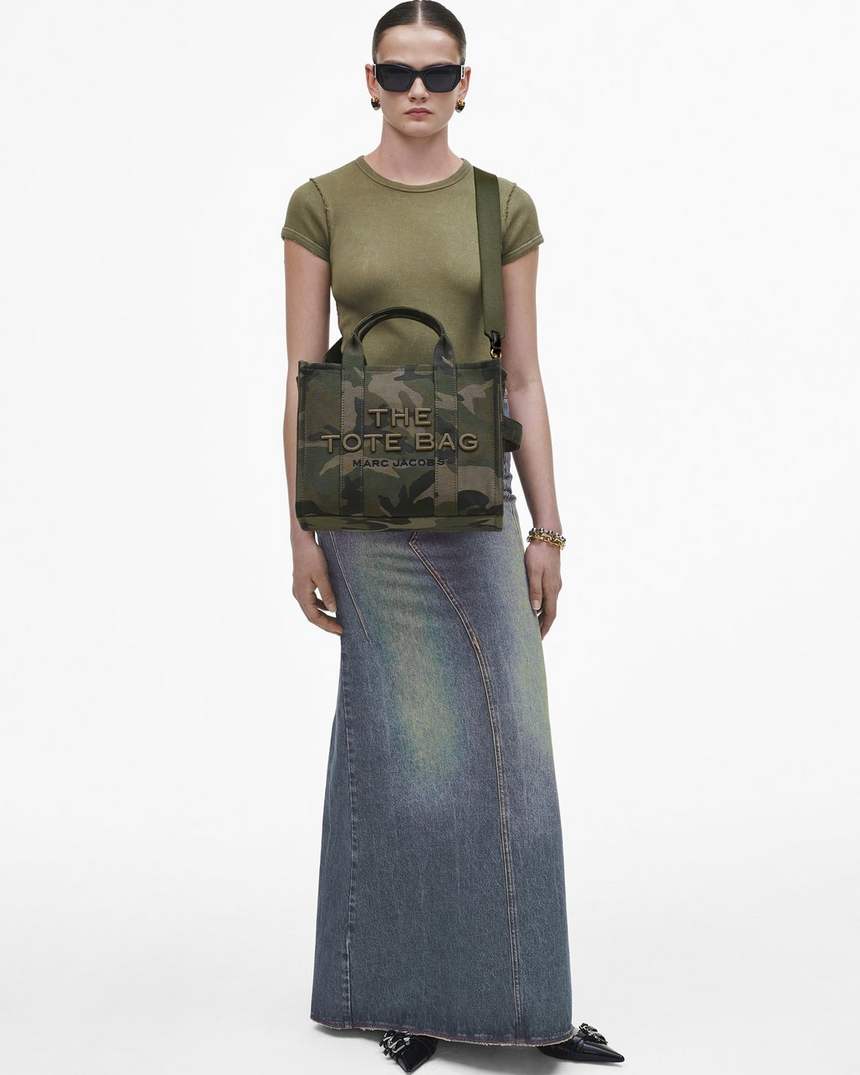 de camo jacquard medium tote bag