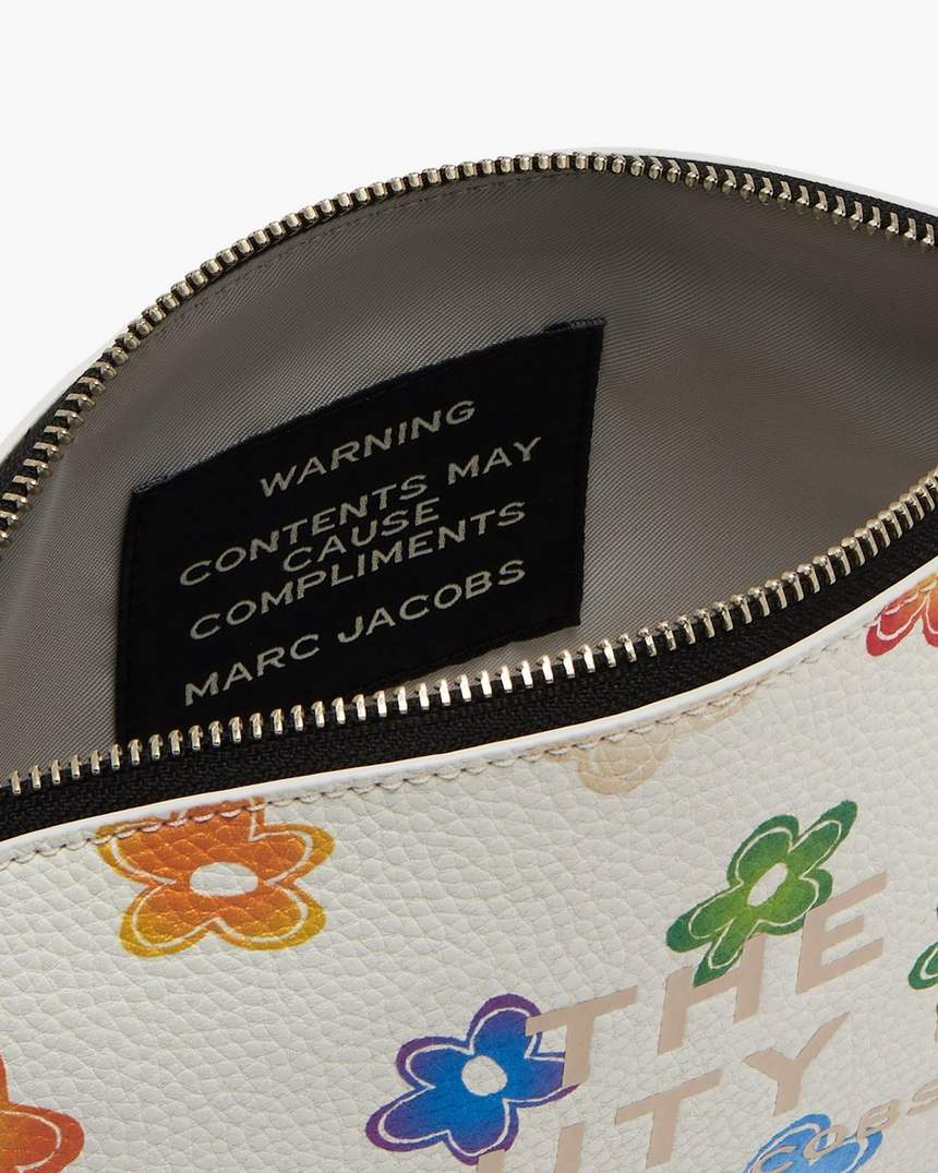 de wild daisy beauty bag